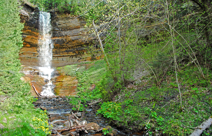 Munising Attractions | Munising Pictured Rocks | Munising Waterfalls | Munising MI Attractions | Munising Things to Do | Attractions | Waterfalls | Hiking