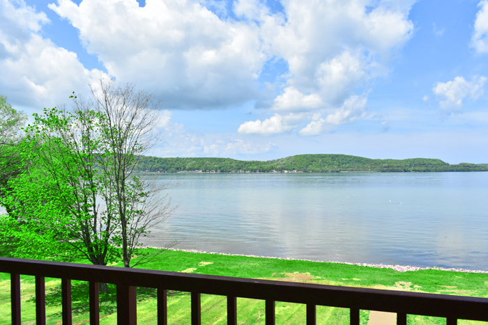 Waterfront Lodging